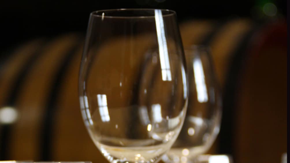 wine glasses in Italy