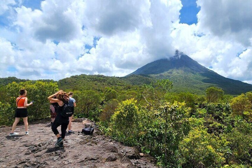 Full Combo Hike! Arenal Volcano, Hanging Bridges & La Fortuna Waterfall