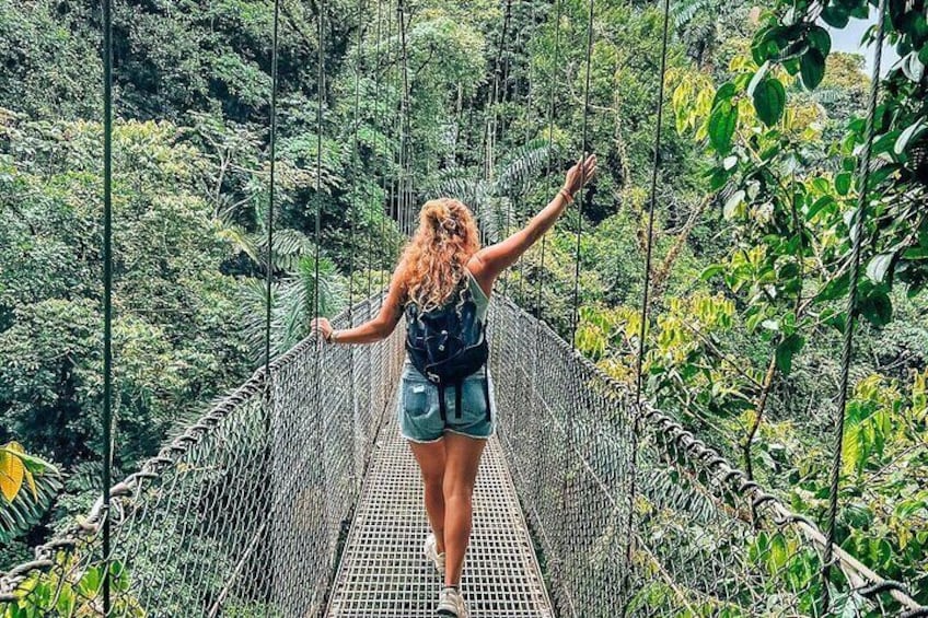 Full Combo Hike! Arenal Volcano, Hanging Bridges & La Fortuna Waterfall