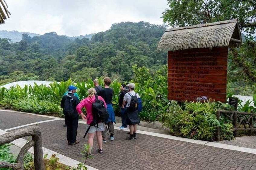 Poas Volcano-La paz Waterfall Gardens & Coffe tour PRIVATE