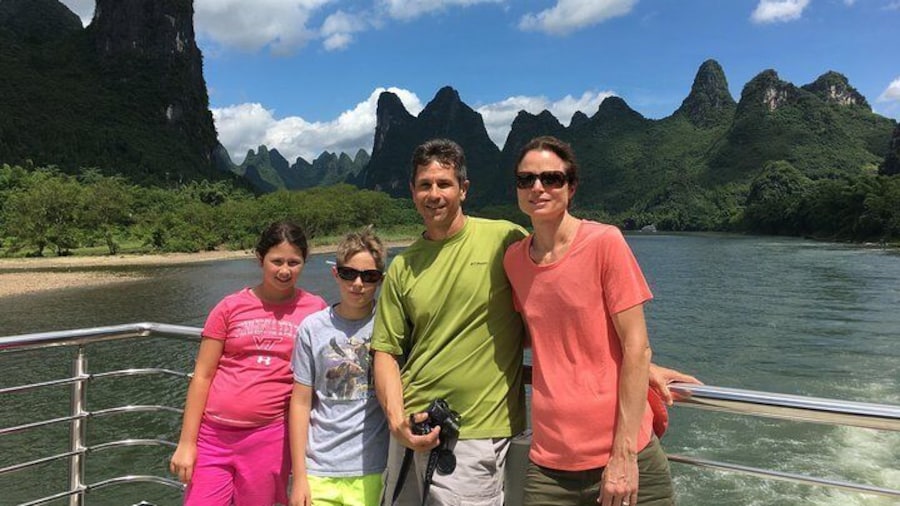 Li River Cruise Ticket Booking