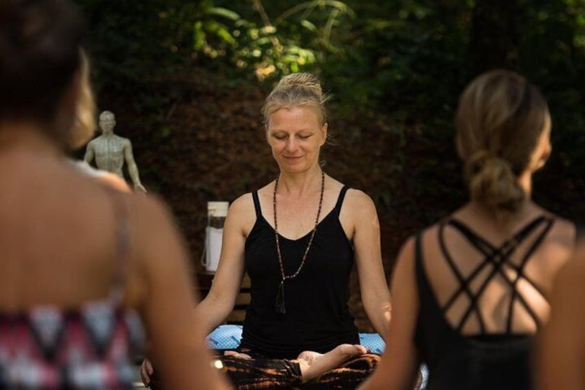 Yin Yoga Therapy Training - 200 Hours (Yoga Alliance)