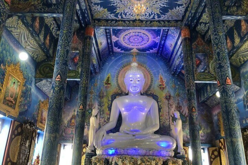 One Day Tour Chiang Rai, White Temple , Blue Temple, Black House (Private Tour)