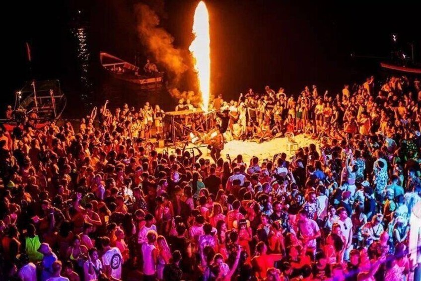 Koh Samui: Full Moon Party Round-Trip Transfer with Entry