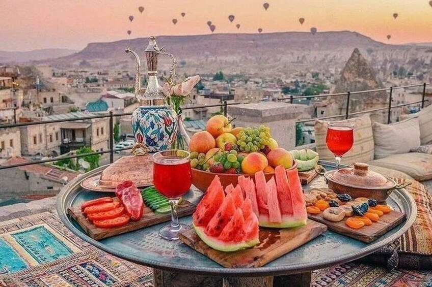 Cappadocia Tour from Istanbul 2 Days 1 Night by Plane With Optional Balloon Ride