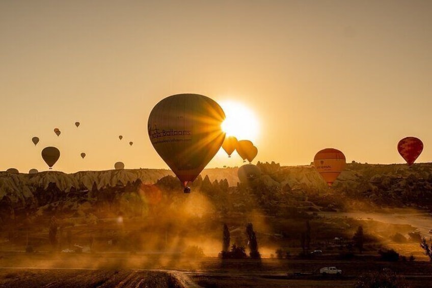 Cappadocia Tour from Istanbul 2 Days 1 Night by Plane With Optional Balloon Ride