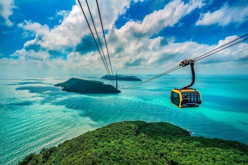 Spectacular view on riding cable car to Phu Quoc