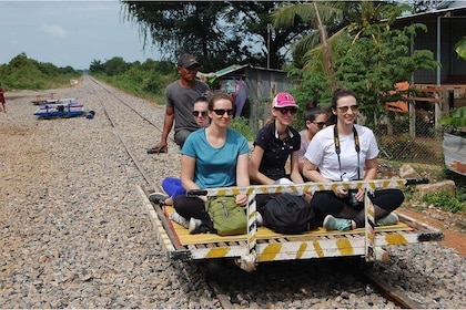 Private Tour to Battam Bang plus lunch from Siem Reap