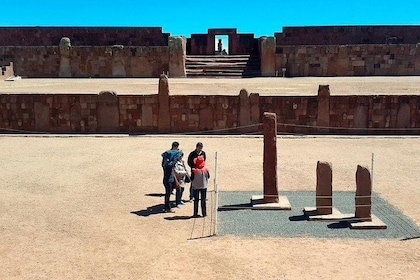 Tiwanaku & Puma Punku - Private Service.