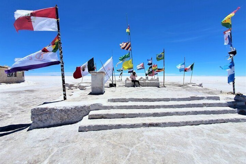 Uyuni Salt Flats Full Day from La Paz city