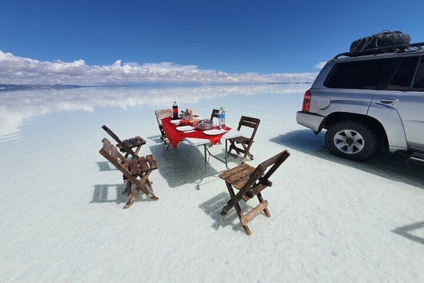 Uyuni Salt Flats Full Day from La Paz city