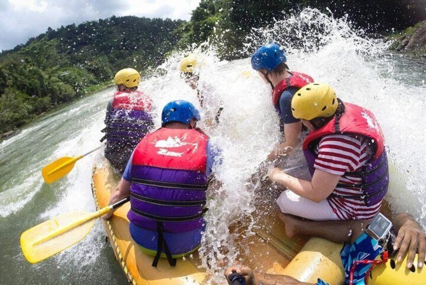 Kitulgala White Water Rafting From Colombo