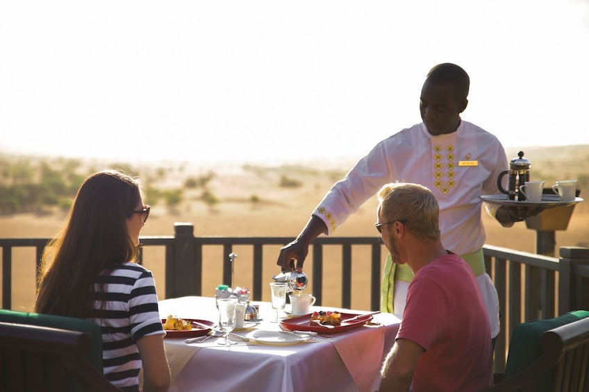 Luxury Conservation Drive with Breakfast at Al Maha Resort