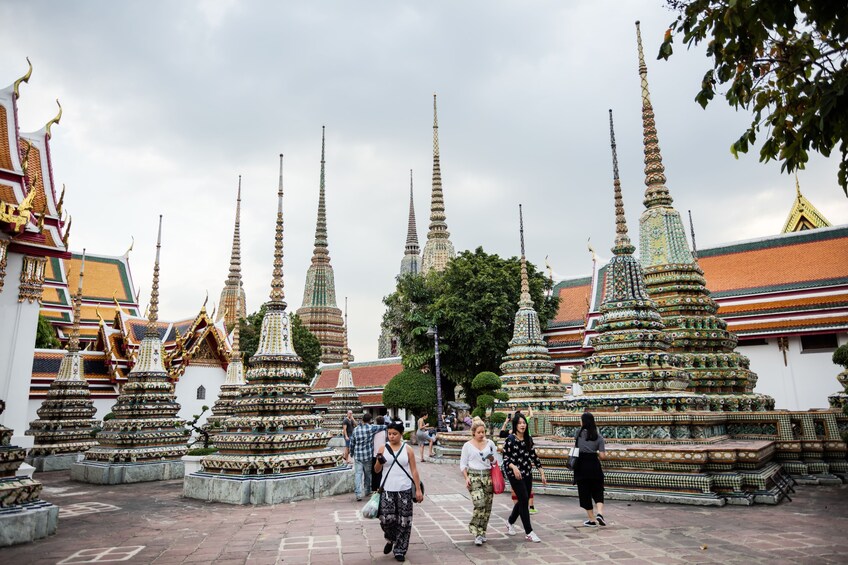 Half Day Bangkok Instagram Spots & Temples Tour