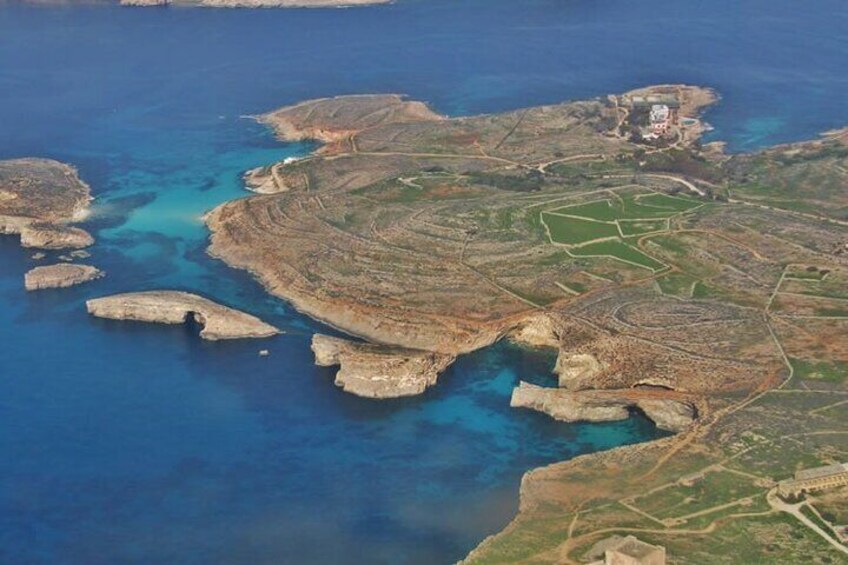 Private Aerial Tour with Winery Tasting Tour in Malta