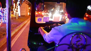 Small-Group Best Midnights Eats Tour in a Tuk Tuk