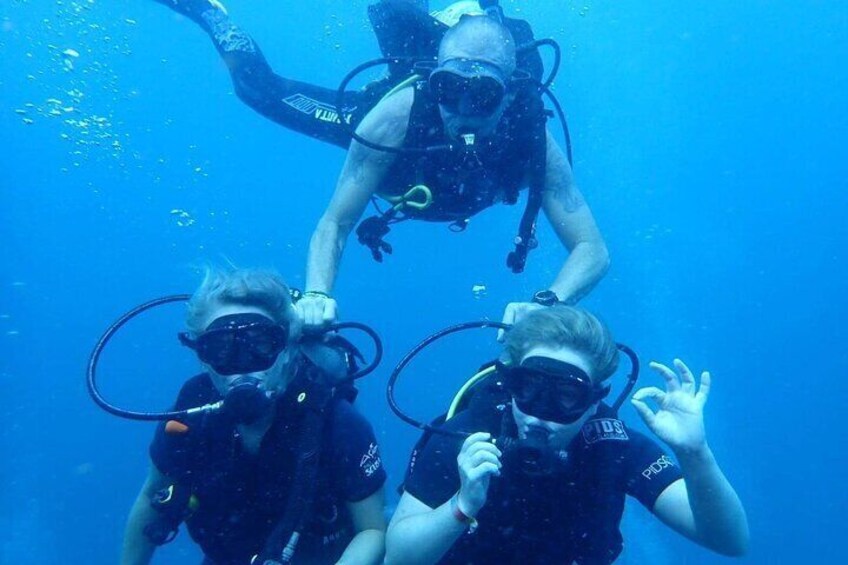 PADI Discover Scuba Diving at Sail Rock From Koh Phangan (Beginners)