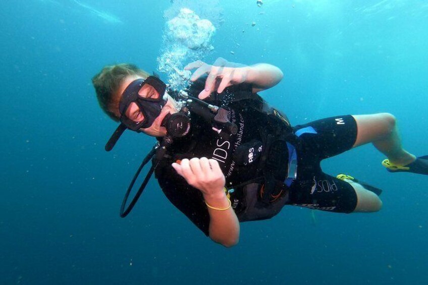 PADI Discover Scuba Diving at Sail Rock From Koh Phangan (Beginners)