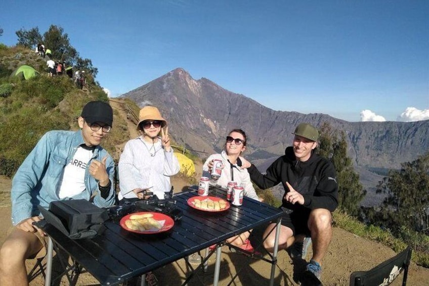 Take rest with snacks and soft drink on the crater rim Senaru