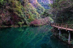 Private 4 Days Discover Zhangjiajie Tour with Fenghuang Ancient Town