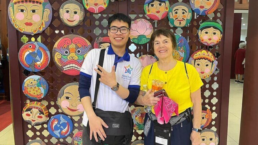 Hanoi Old Quarter Private Walking Tour with Student Guide