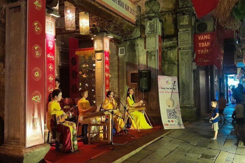 (Evening) HANOI CUSTOMIZED Walking Tour