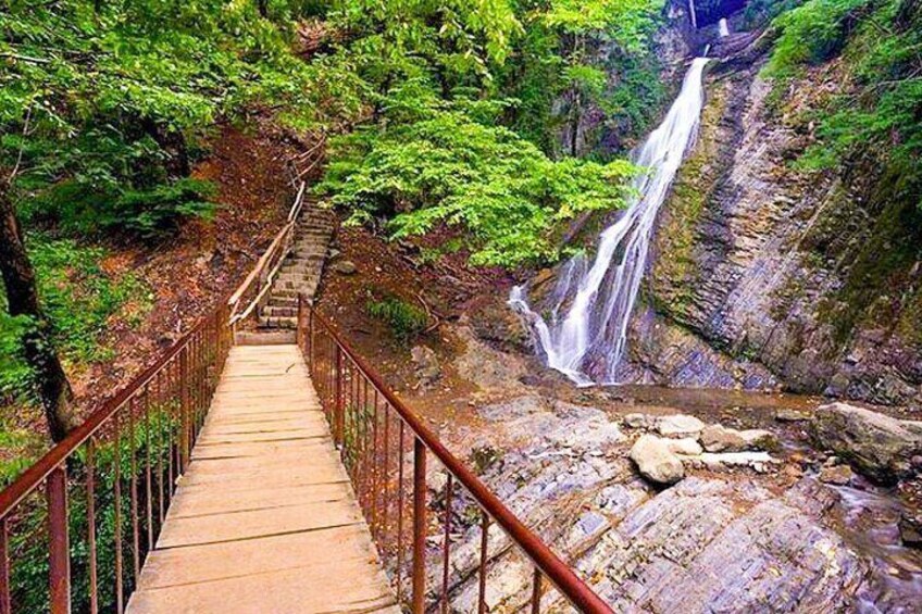 Yeddi Gozal waterfall