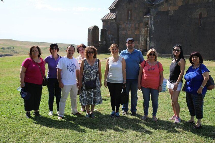 Private tour to Oshakan, Karmravor, Hovhanavank, Saghmosavank monasteries