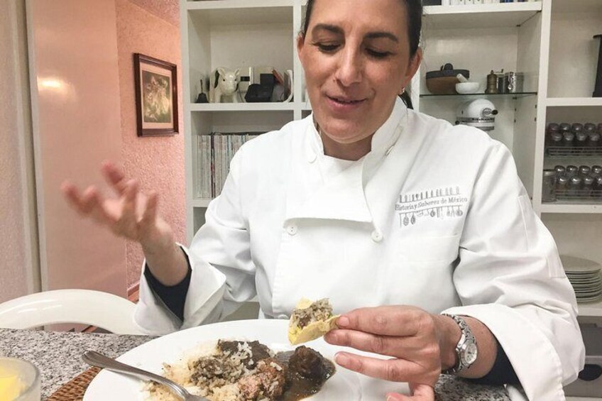 Cook with a local in Mexico City
