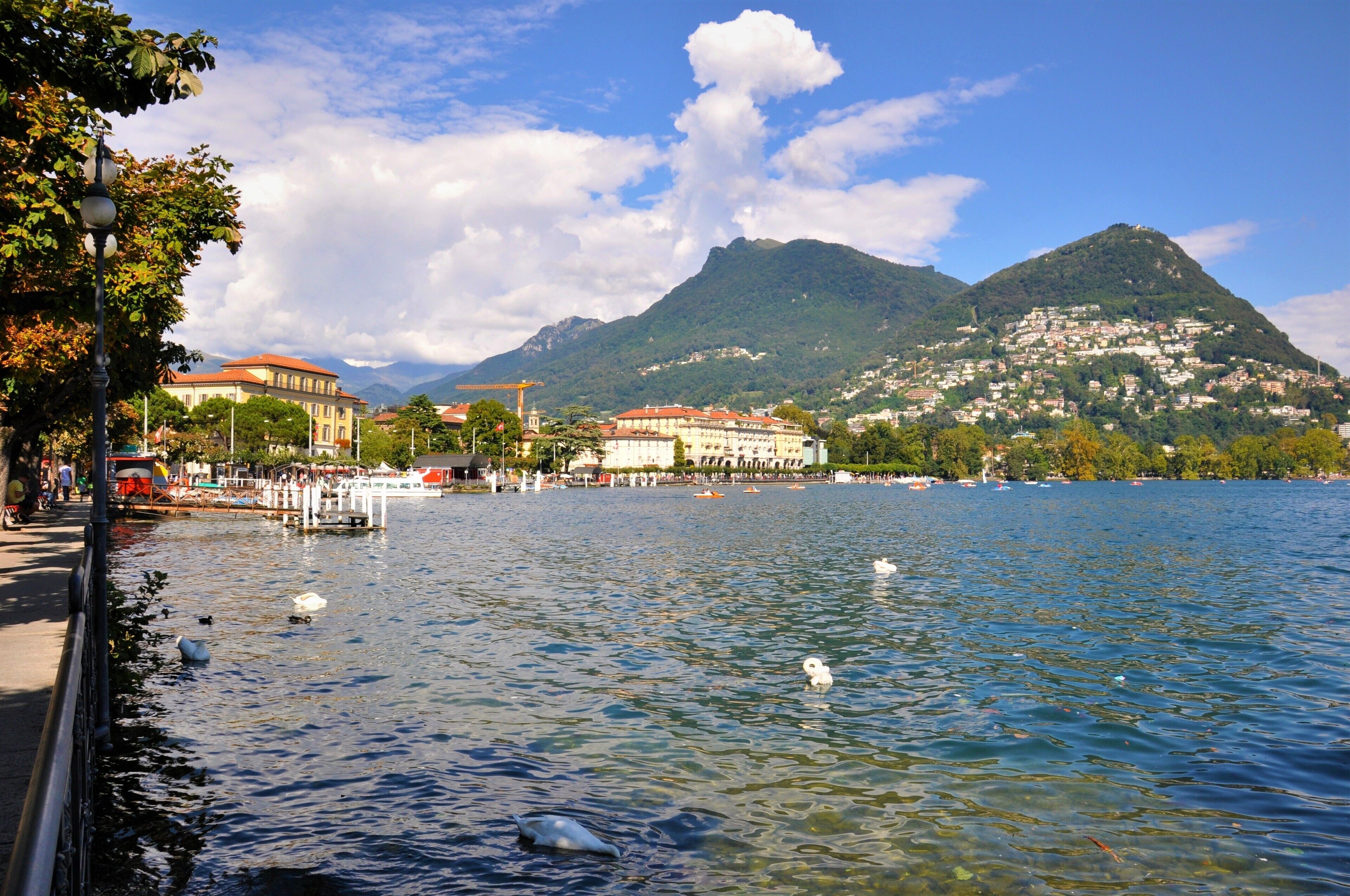 Lake Como, Bellagio & Lugano Day Trip With Boat Cruise