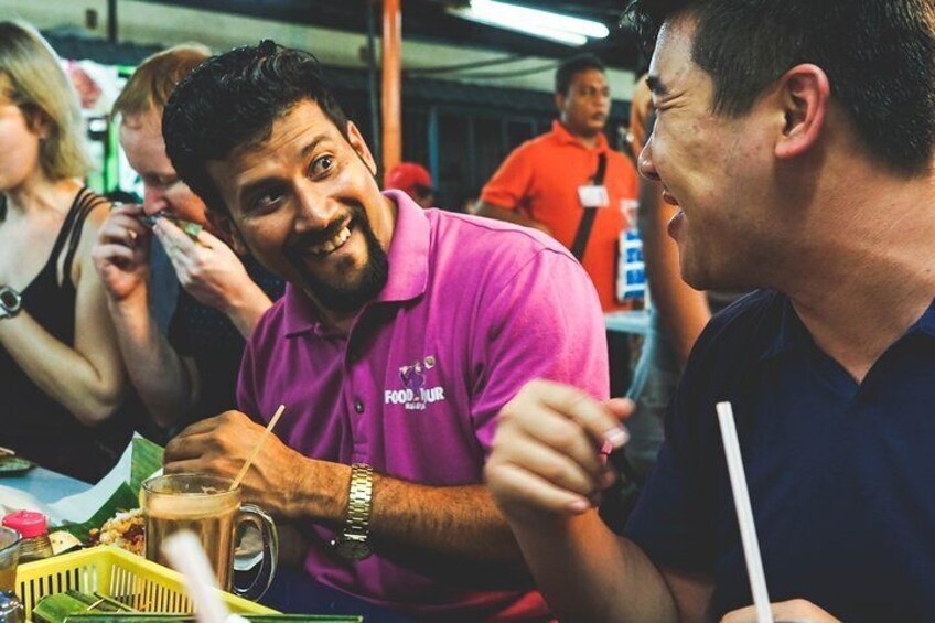 Eat Like a Local: Kuala Lumpur Hawker Center and Street Food Tour by Night