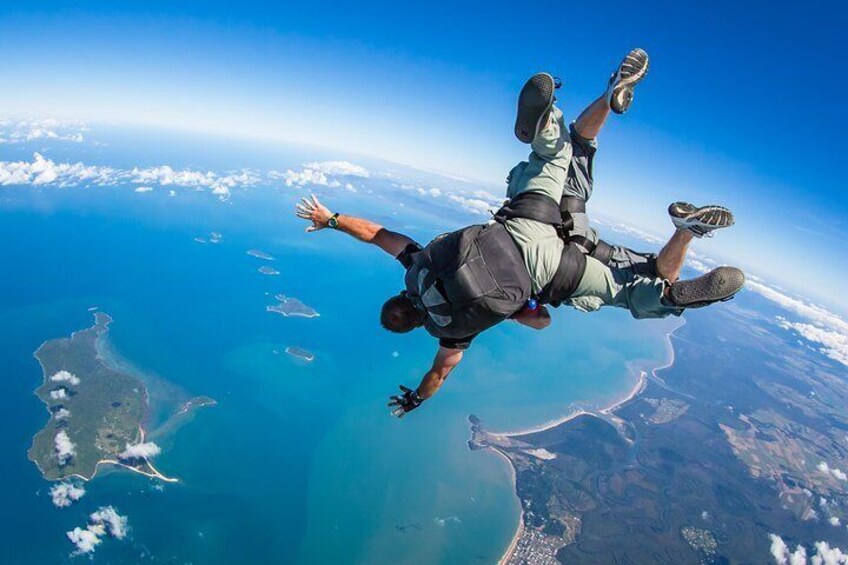 Skydive over Mission Beach
