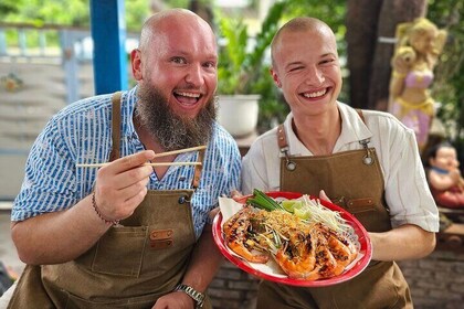 Thai Cooking Experience with German-speaking Instructor