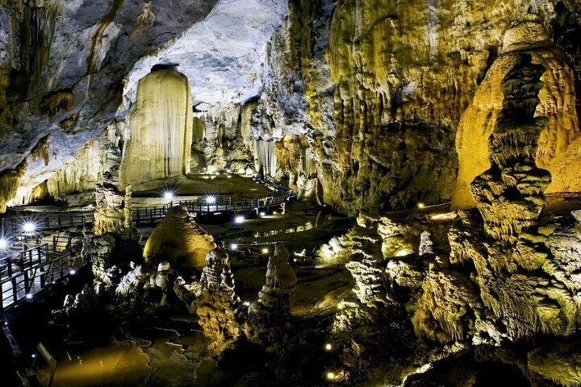 Deluxe Small Group : PHONG NHA CAVE - Paradise Cave Full Day Tour