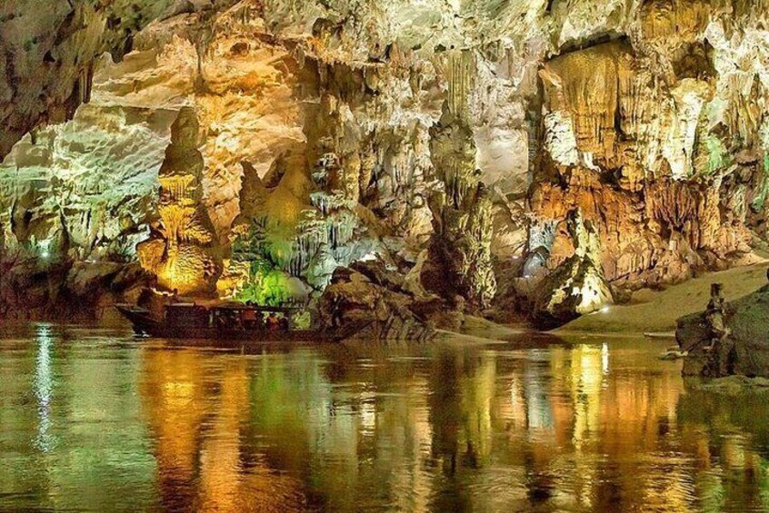 Deluxe Small Group : PHONG NHA CAVE - Paradise Cave Full Day Tour