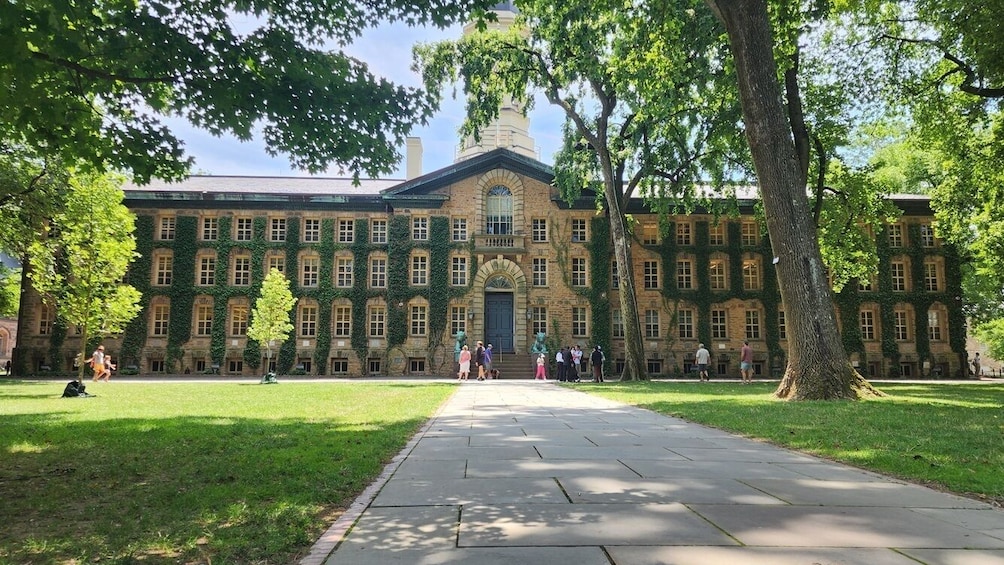 Princeton University and the City of Philadelphia Tour from NYC