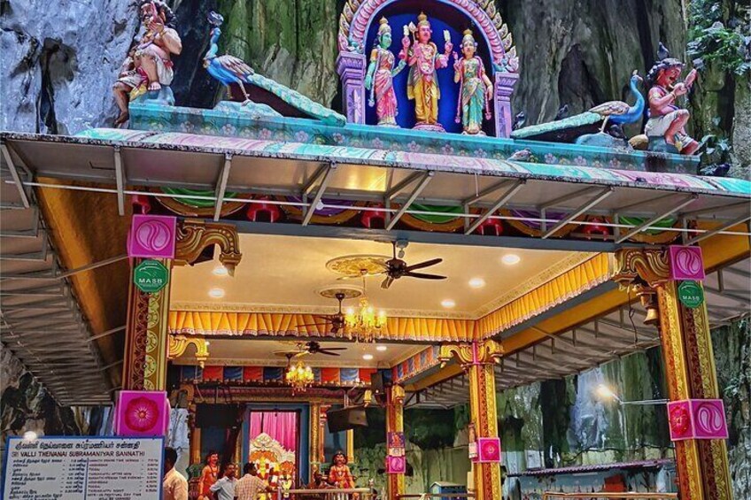 Country & Batu Cave Half Day Tour (SIC - Join In Tour)