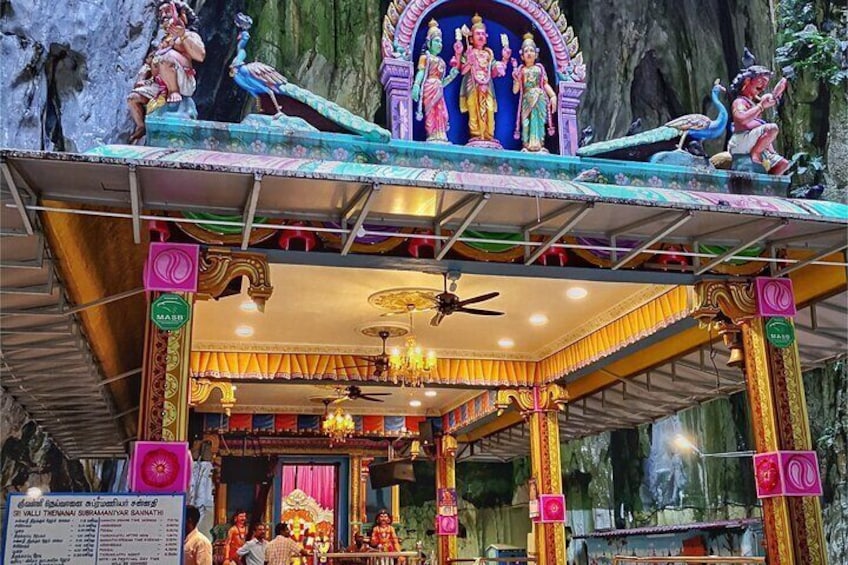 Country & Batu Cave Half Day Tour (SIC - Join In Tour)