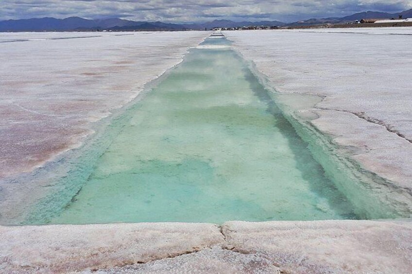 Full-Day Tour Salinas Grandes, Purmamarca whith trekking and More from Salta