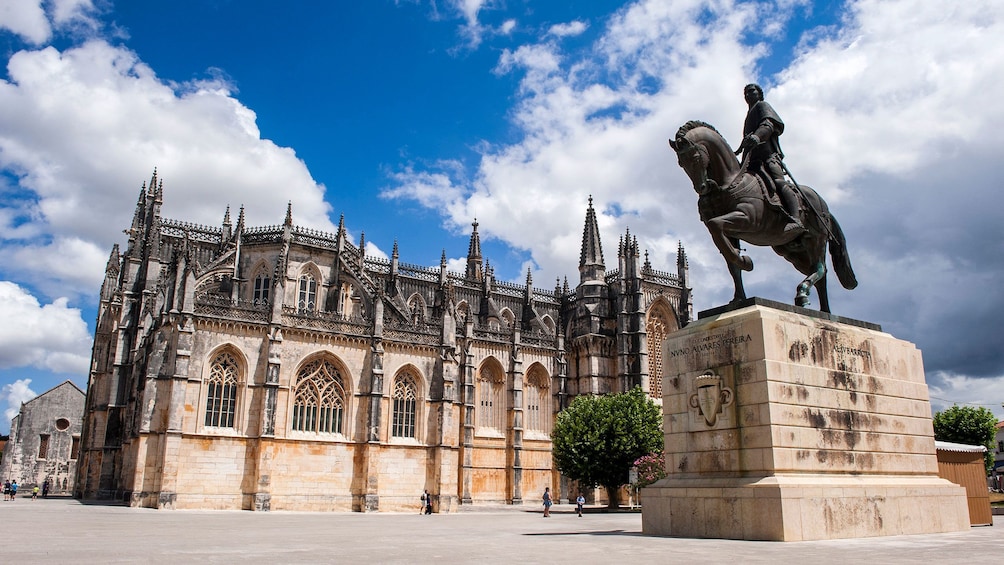 sculpture outside of the Batalha Monastery in Portugal