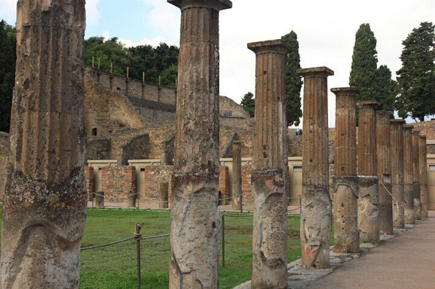 Pompeii, Sorrento And Positano - Deluxe Group Tour