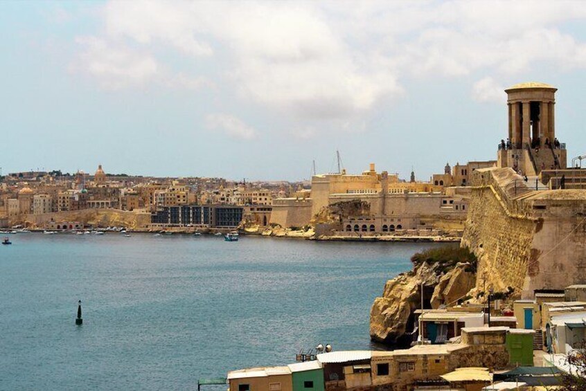 History, Wine & Eagles Tour in Malta