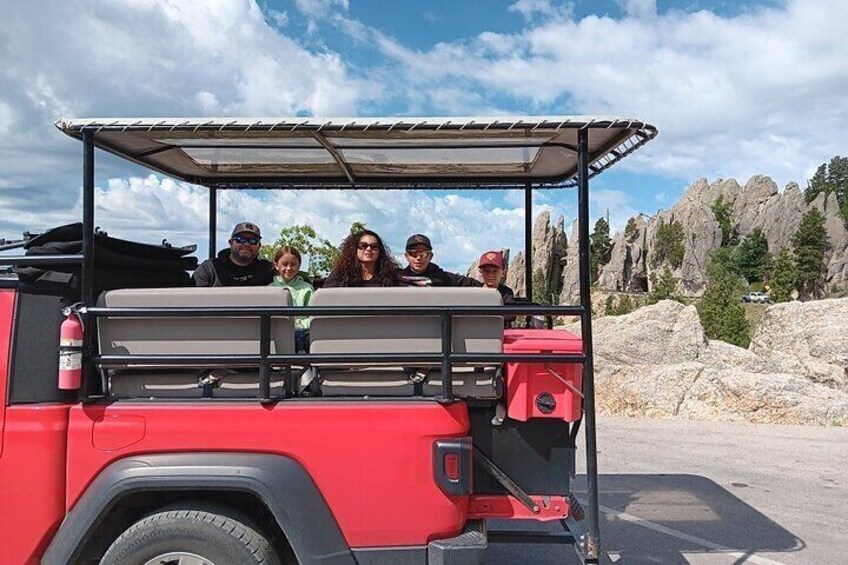 JEEP Bison Safari - Half Day to Custer State Park - Public
