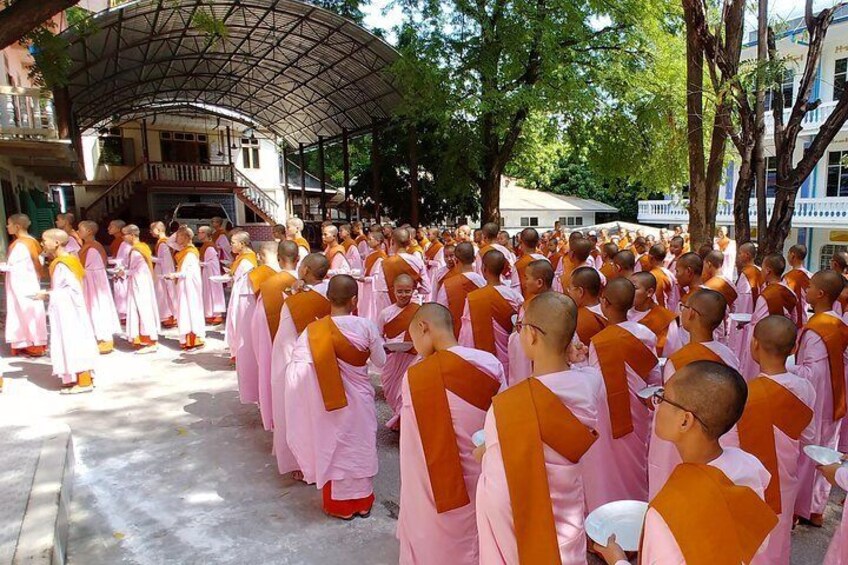 Private Tour for Amarapura, Mingun, Sagaing and Inwa (AVA)