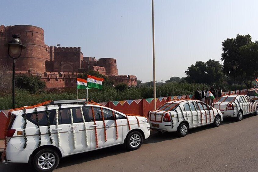 Republic Day in front of Agra fort