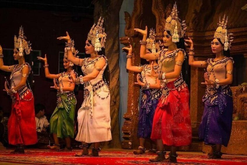 Apsara Theatre Performance with Dinner