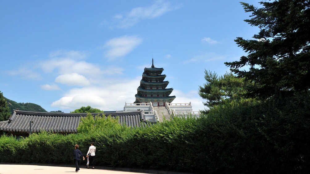 แสดงภาพที่ 3 จาก 5 pagoda style building in Seoul