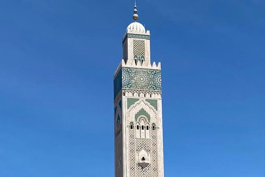The beautiful tower of the grand Hassan 2nd mosque