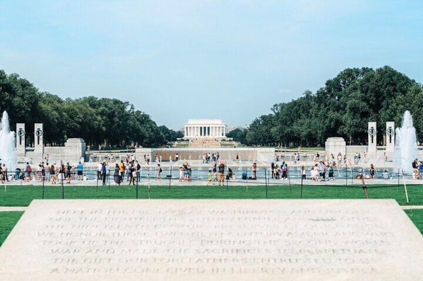 Luxury Sight See DC City Tour with Potomac River Cruise or Jefferson Memorial
