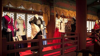 Yongin MBC Dramia & Korean Folk Village Tour